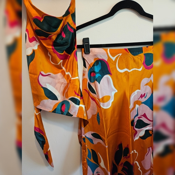 Reformation Silk Skirt Set - Picture 3 of 6